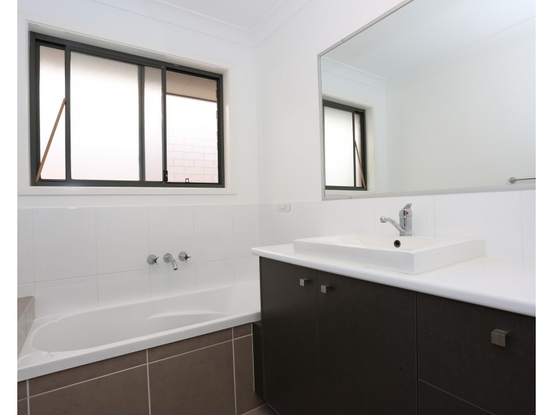 36 Livingstone Court, North Lakes QLD 4509