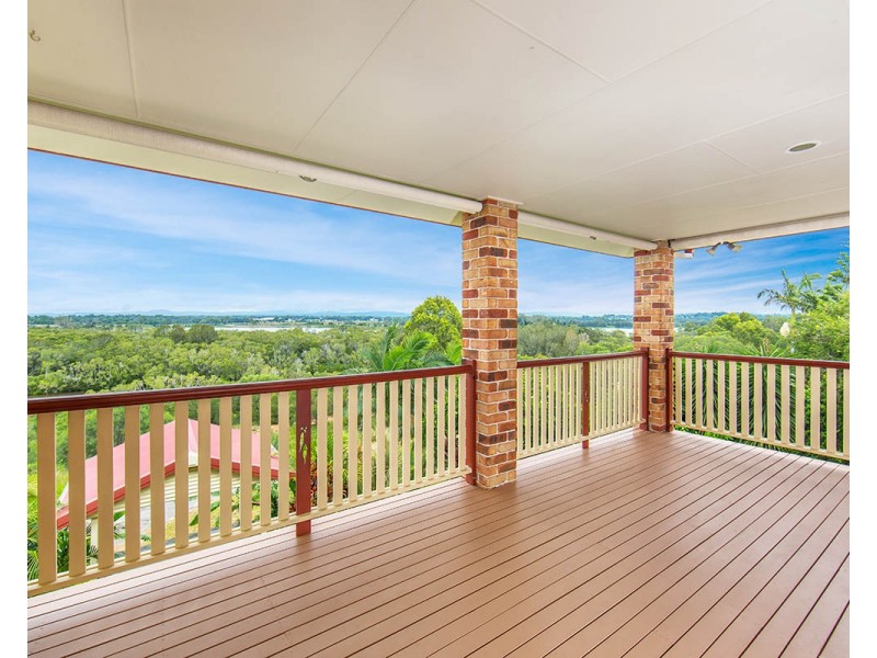 8 Edgewater Court, Murrumba Downs QLD 4503