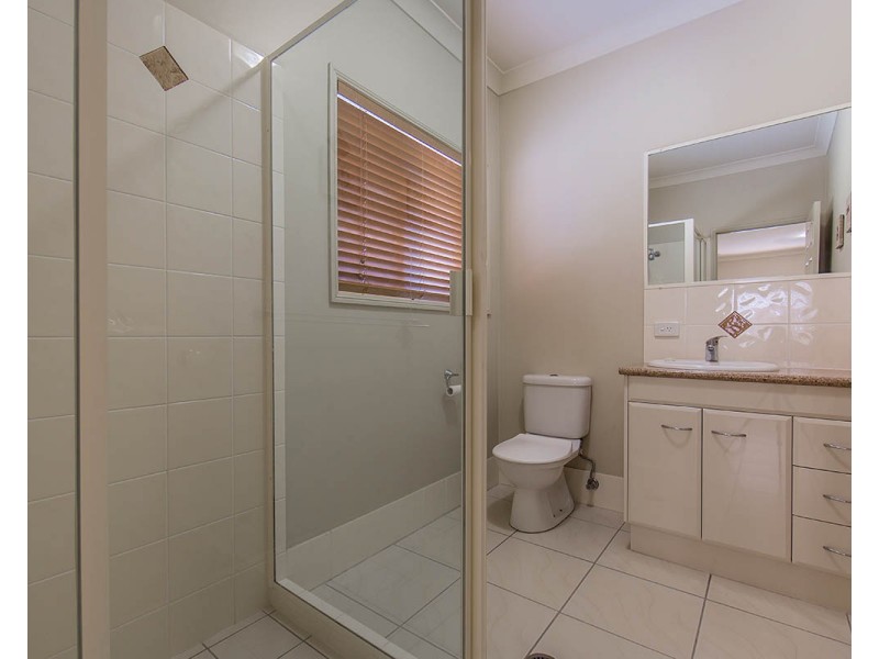 8 Edgewater Court, Murrumba Downs QLD 4503