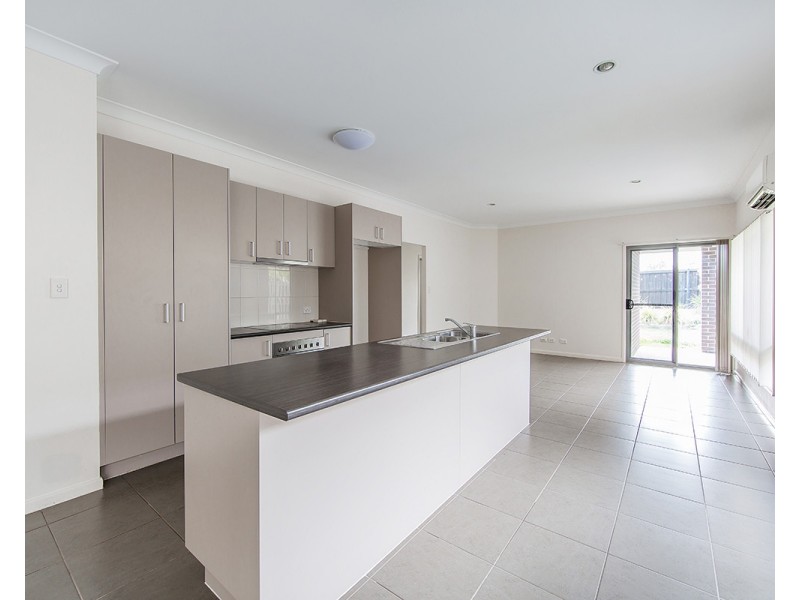 14 Menara Circuit, North Lakes QLD 4509