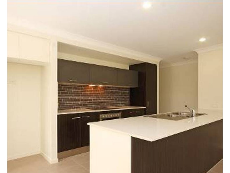 35 Denham Crescent, North Lakes QLD 4509