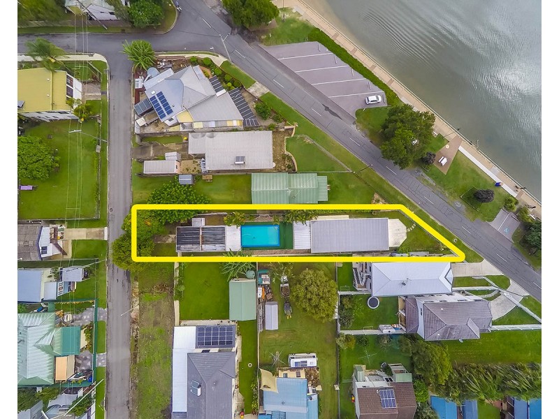 91 Esplanade, Deception Bay QLD 4508