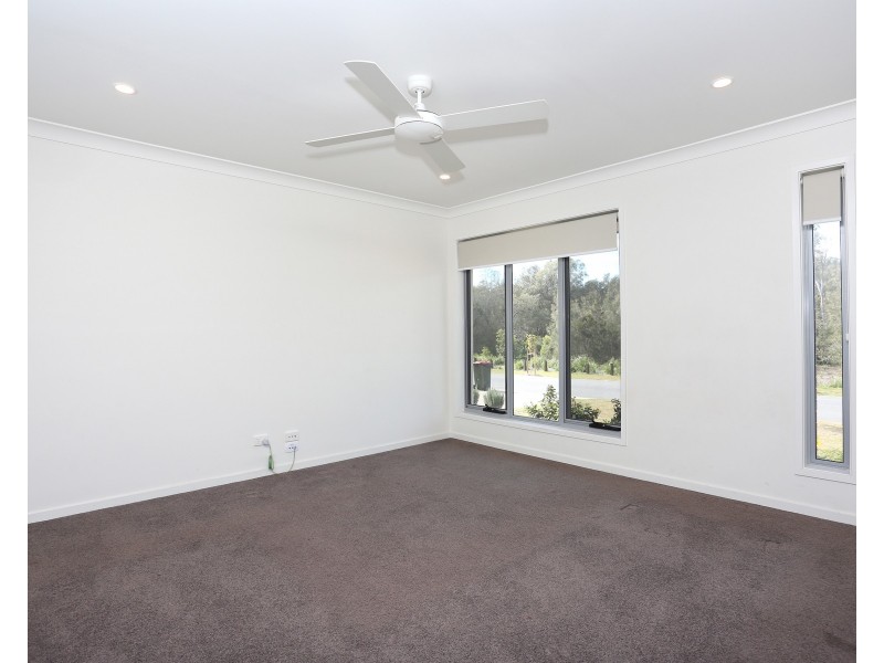 26 Parkhaven Street, Mango Hill QLD 4509