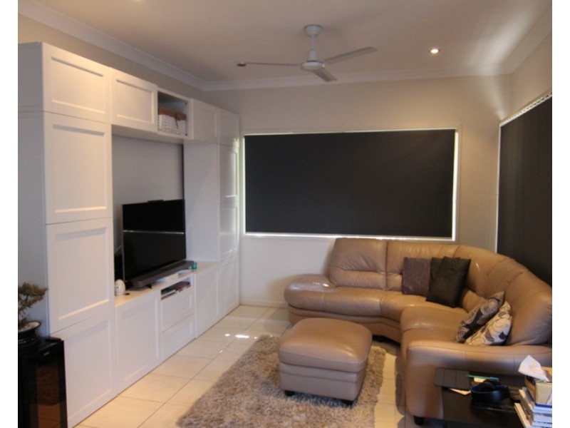 8 Welsby Court, Rothwell QLD 4022