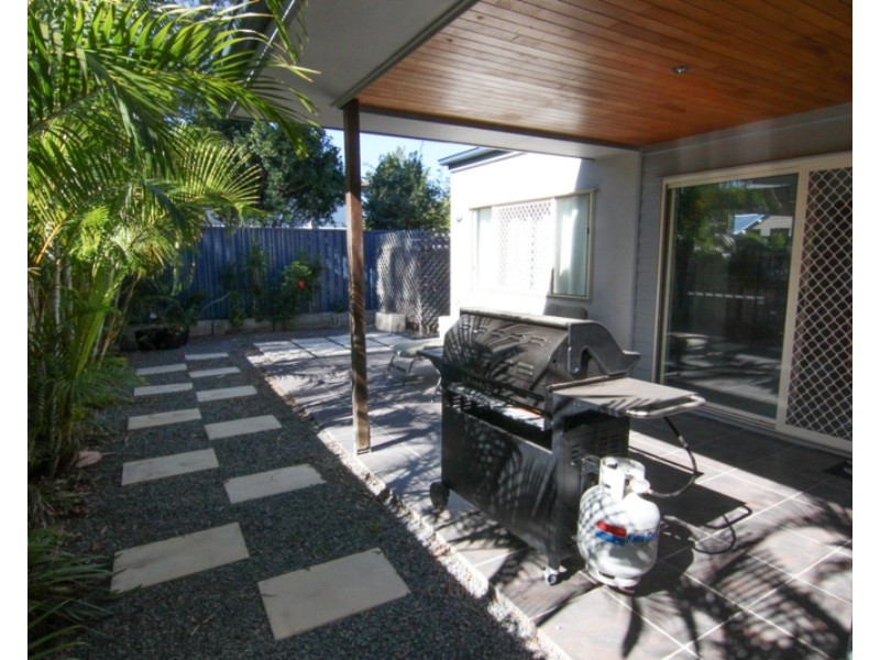 8 Welsby Court, Rothwell QLD 4022