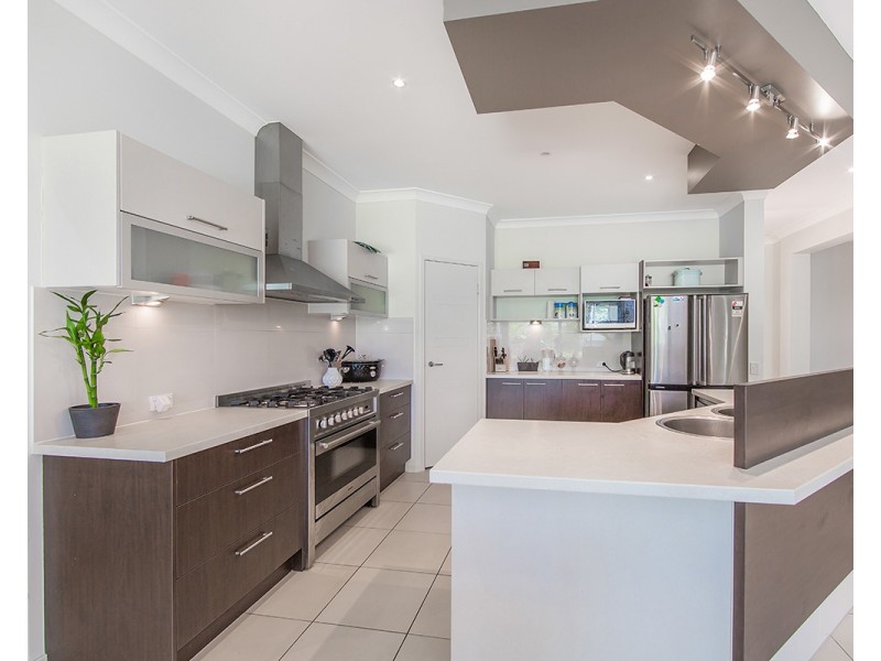 24 Elkington Circuit, North Lakes QLD 4509