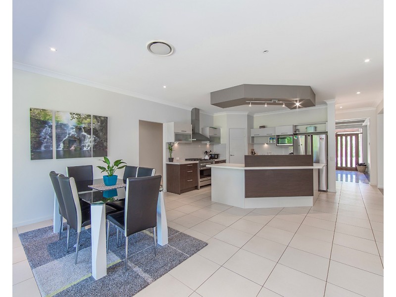 24 Elkington Circuit, North Lakes QLD 4509