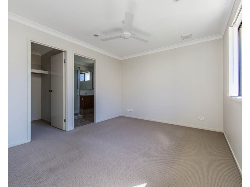 15 Wallis Circuit, North Lakes QLD 4509