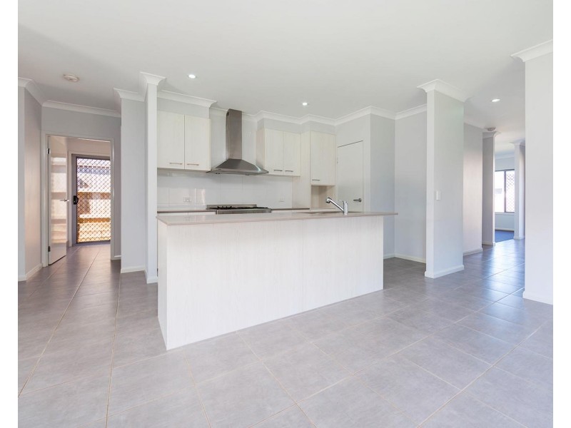 12 Bayleaf Street, Griffin QLD 4503