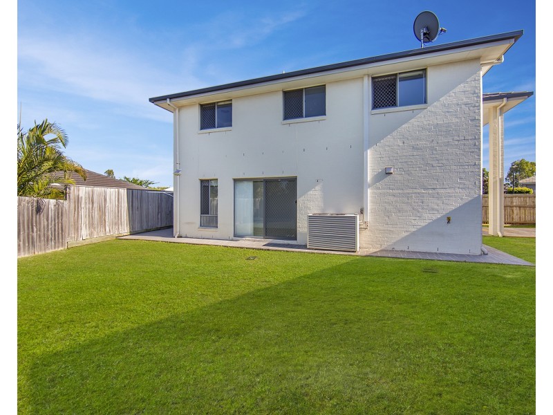 4 Crenshaw Street, North Lakes QLD 4509