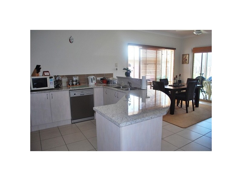 5 Tea Tree Place, North Lakes QLD 4509