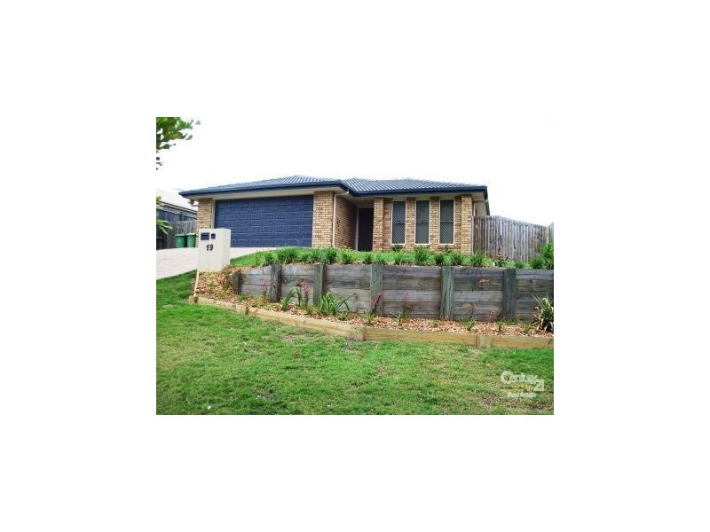 19 Bolte Crescent, Kallangur QLD 4503
