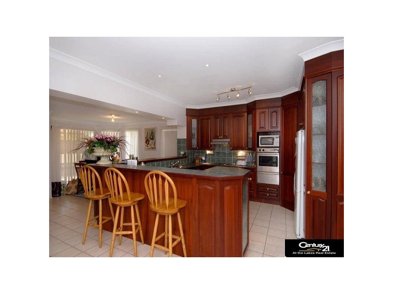 21 Cooksland Crescent, North Lakes QLD 4509