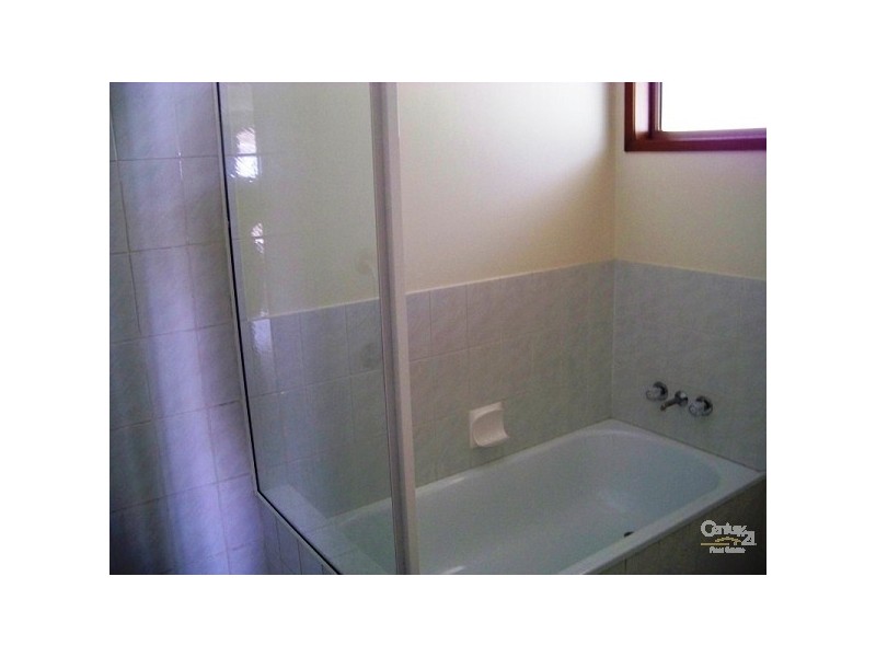 5 Tokai Court, Petrie QLD 4502