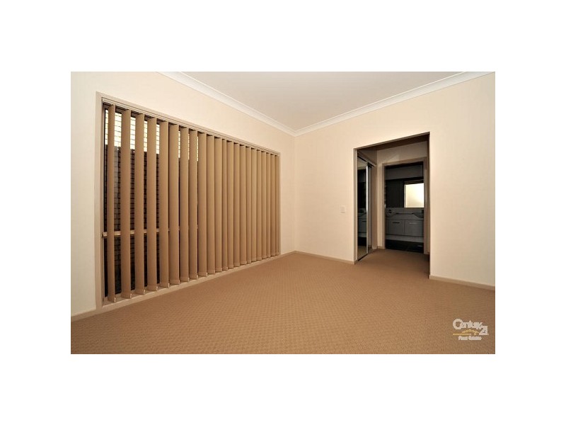 17 Warabi Crescent, North Lakes QLD 4509