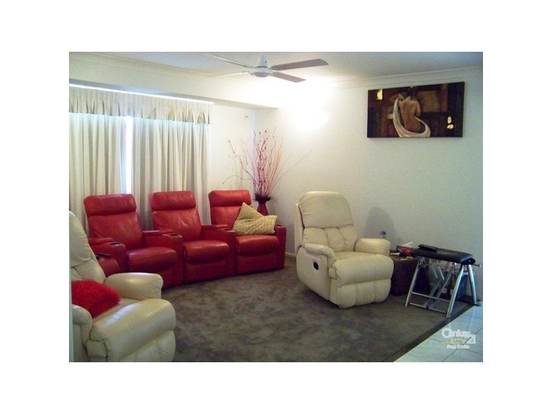 21 Wellington Road, Murrumba Downs QLD 4503