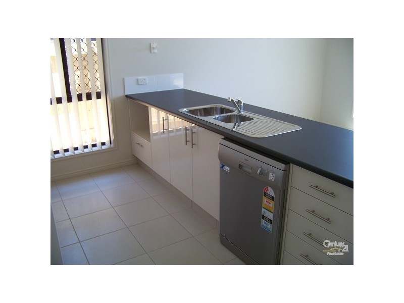 50 Menara Cct, North Lakes QLD 4509