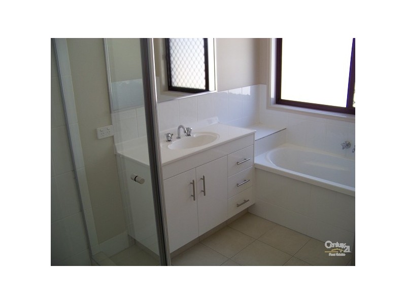 50 Menara Cct, North Lakes QLD 4509