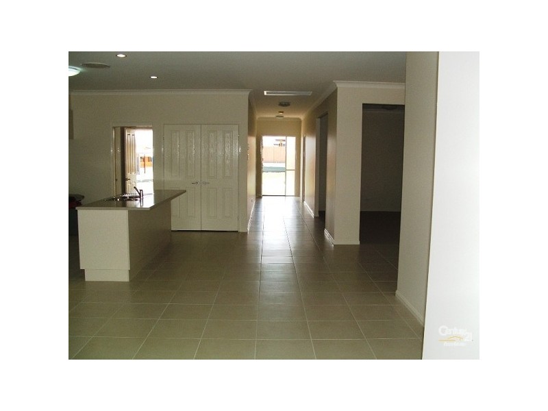 18 Couples Street, North Lakes QLD 4509