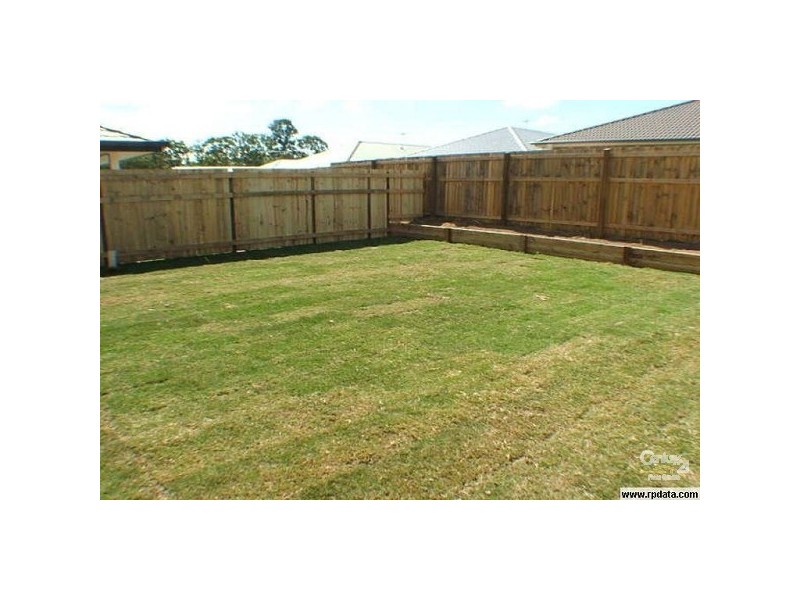 North Lakes QLD 4509