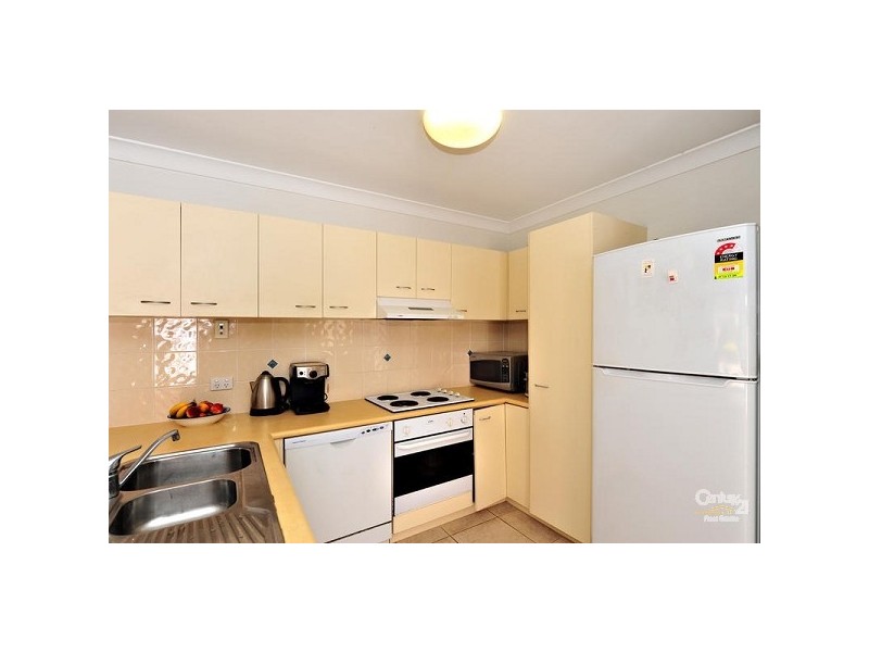 5 seabreeze court,, Sandstone Point QLD 4511