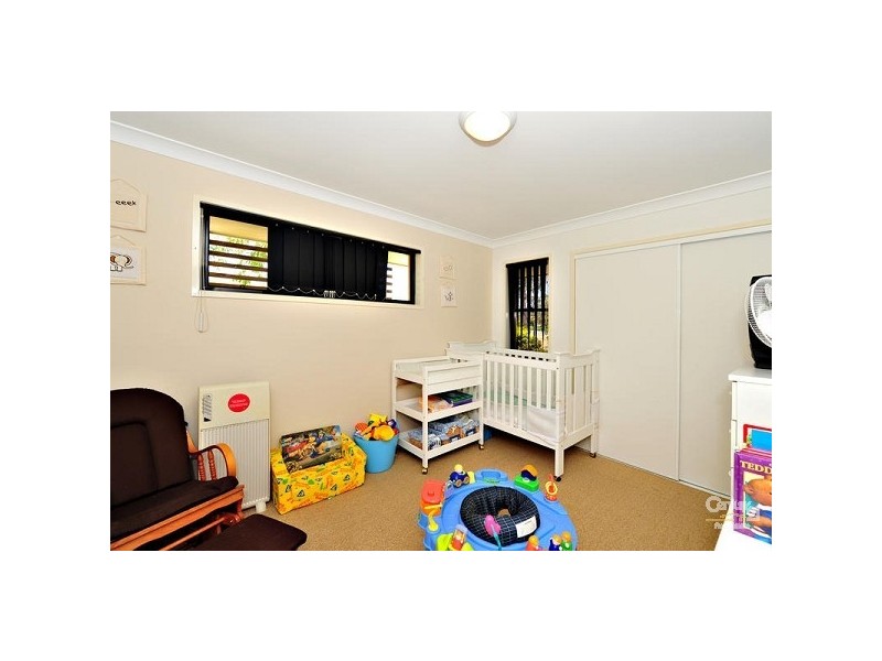 5 seabreeze court,, Sandstone Point QLD 4511