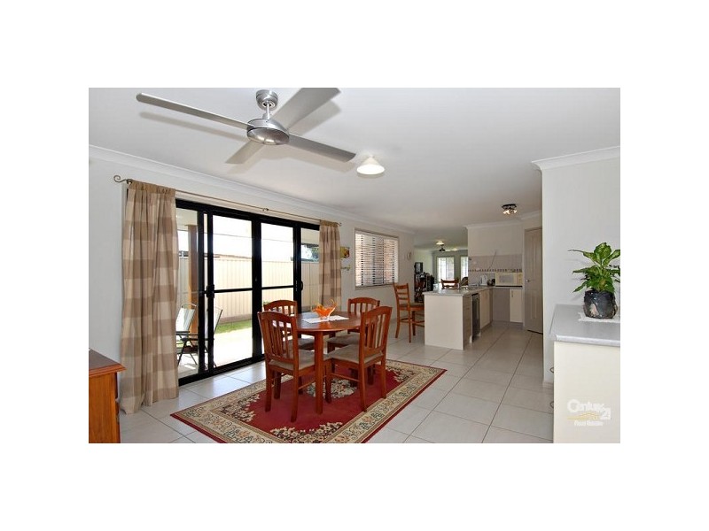 2/25 Stamp Street, Deception Bay QLD 4508