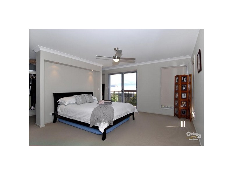 37 KANGAROO ST, North Lakes QLD 4509