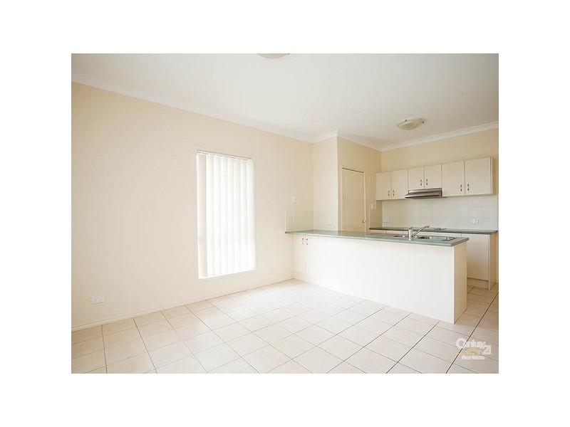 4 PANDOREA CCT, North Lakes QLD 4509