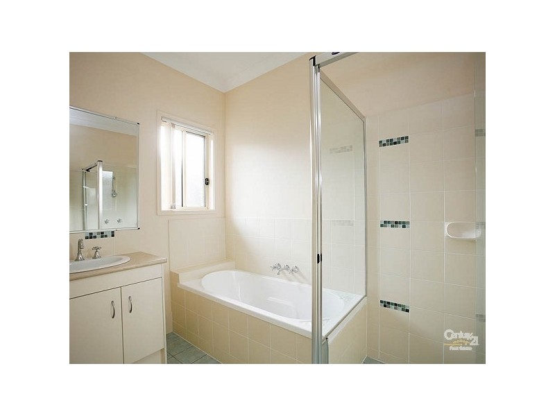 4 PANDOREA CCT, North Lakes QLD 4509