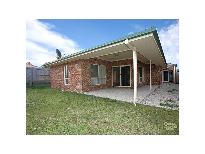 4 PANDOREA CCT, North Lakes QLD 4509