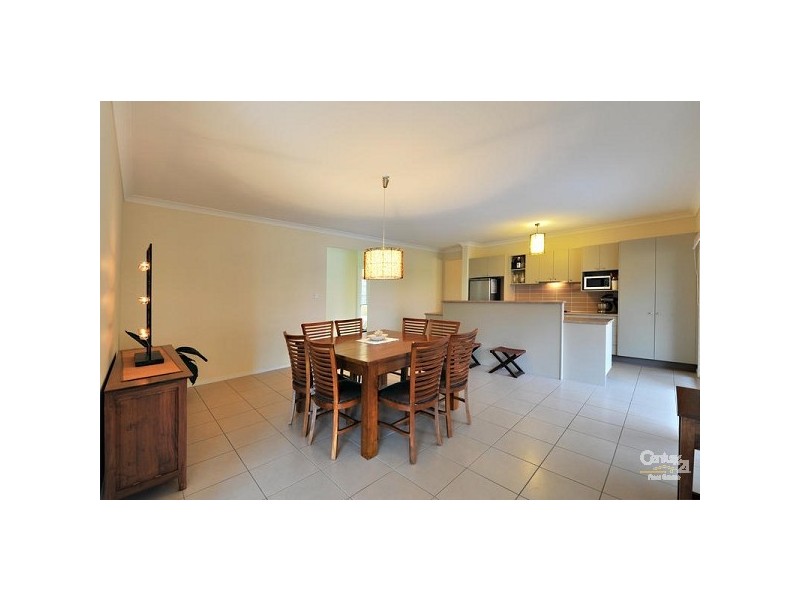 16 Pandorea Cct, North Lakes QLD 4509