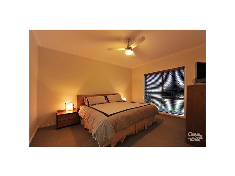 16 Pandorea Cct, North Lakes QLD 4509