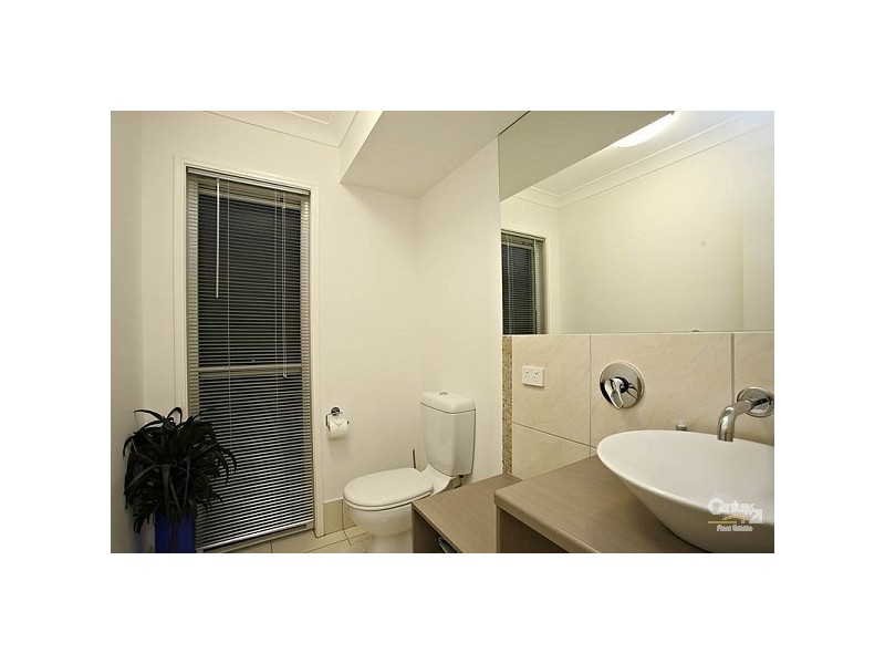 8 Bettong Place, North Lakes QLD 4509