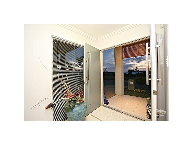 8 Bettong Place, North Lakes QLD 4509