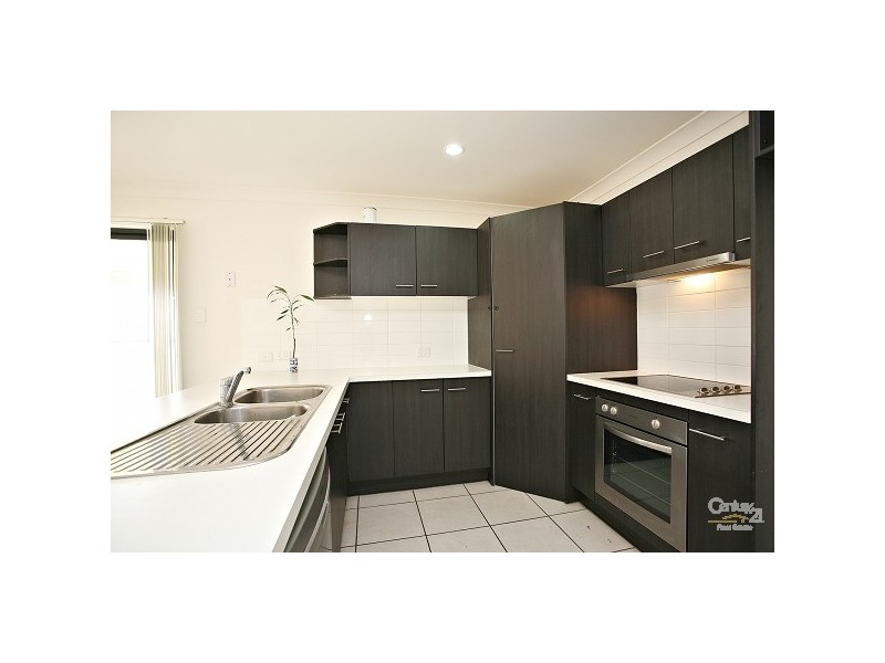 19 Mikaela Court, Kallangur QLD 4503