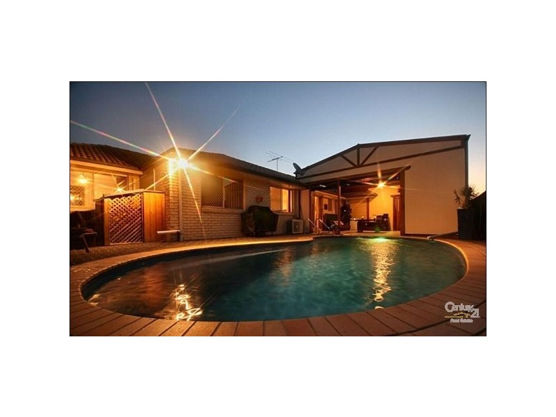 13 Barnard Crescent, Murrumba Downs QLD 4503