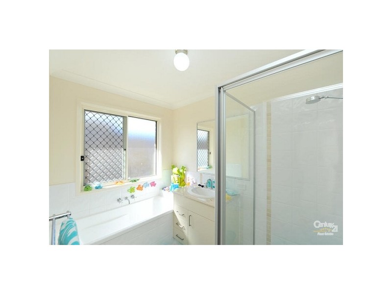 19 Bolte Parade, Kallangur QLD 4503