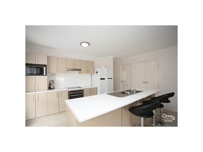 11 Sunstone Circuit, Mango Hill QLD 4509