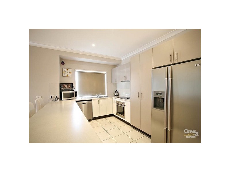 31 Dusky Street, North Lakes QLD 4509