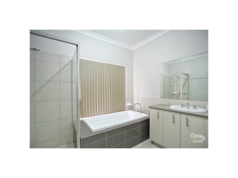 31 Dusky Street, North Lakes QLD 4509