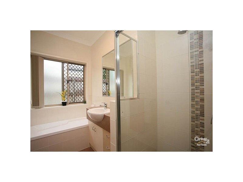 9 CLARENCE ST, Murrumba Downs QLD 4503