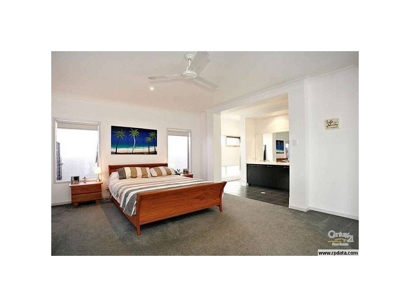 44 Kurrajong Cct, North Lakes QLD 4509