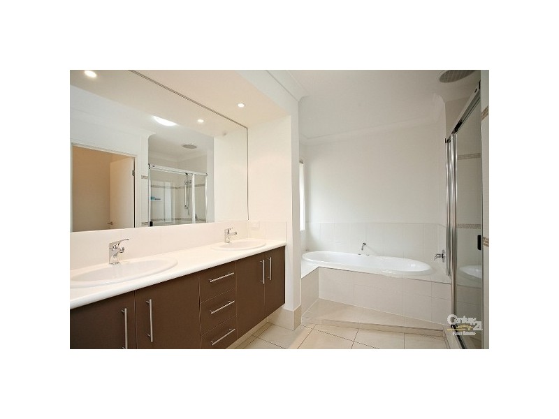4 Bilby Lane, North Lakes QLD 4509