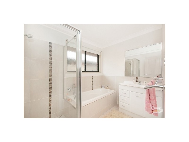 25 Stamp st, Deception Bay QLD 4508