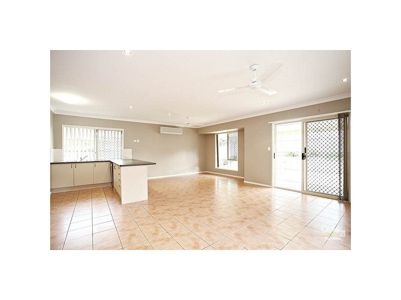 15 Morwell Crescent, North Lakes QLD 4509