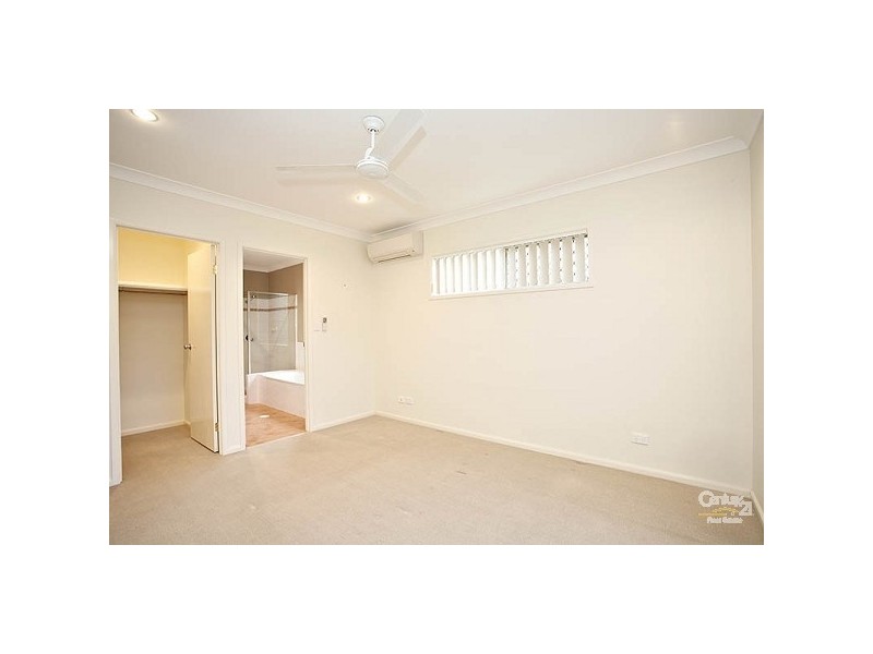 15 Morwell Crescent, North Lakes QLD 4509