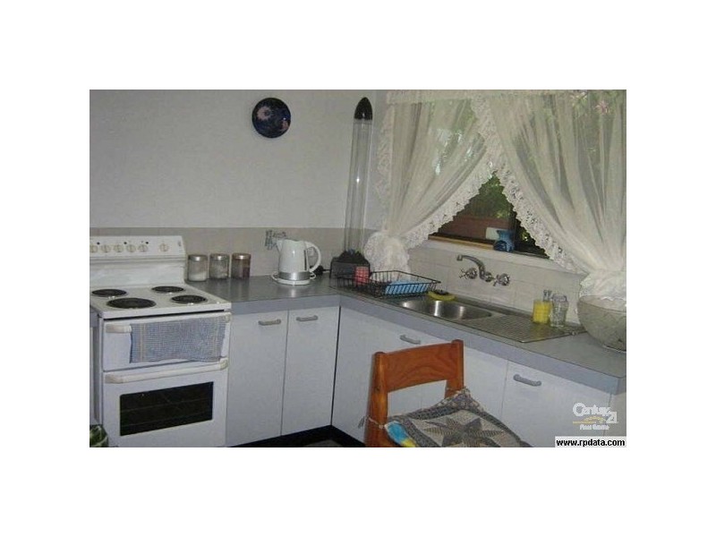 2/4 Manley Street, Caboolture QLD 4510