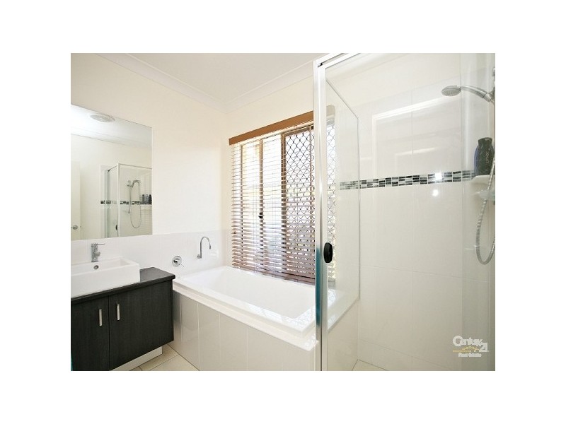 2 Lanagan Circuit, North Lakes QLD 4509