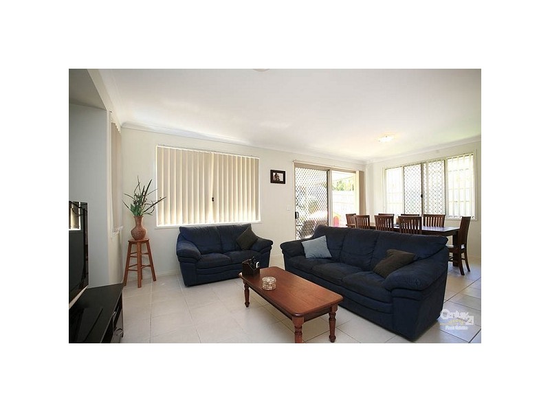 6 Millettia Close, North Lakes QLD 4509